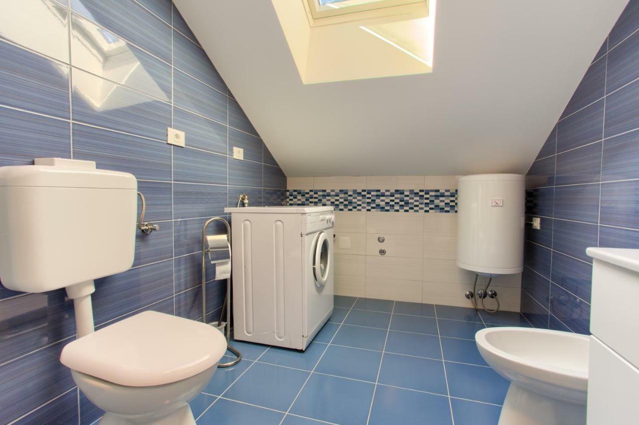 Apartment Val Njivice Extérieur photo